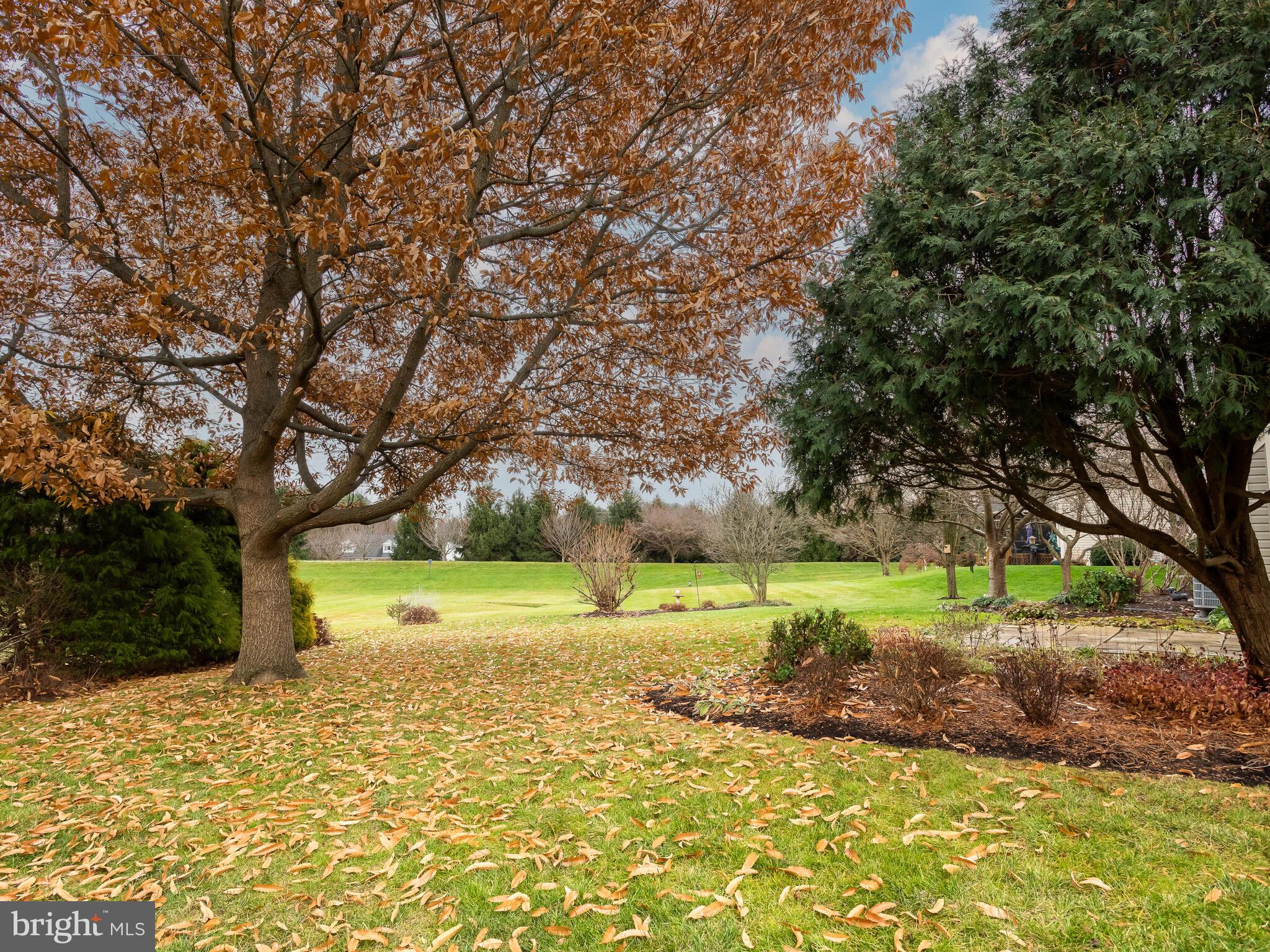 TWIN HILLS - Residential Lease