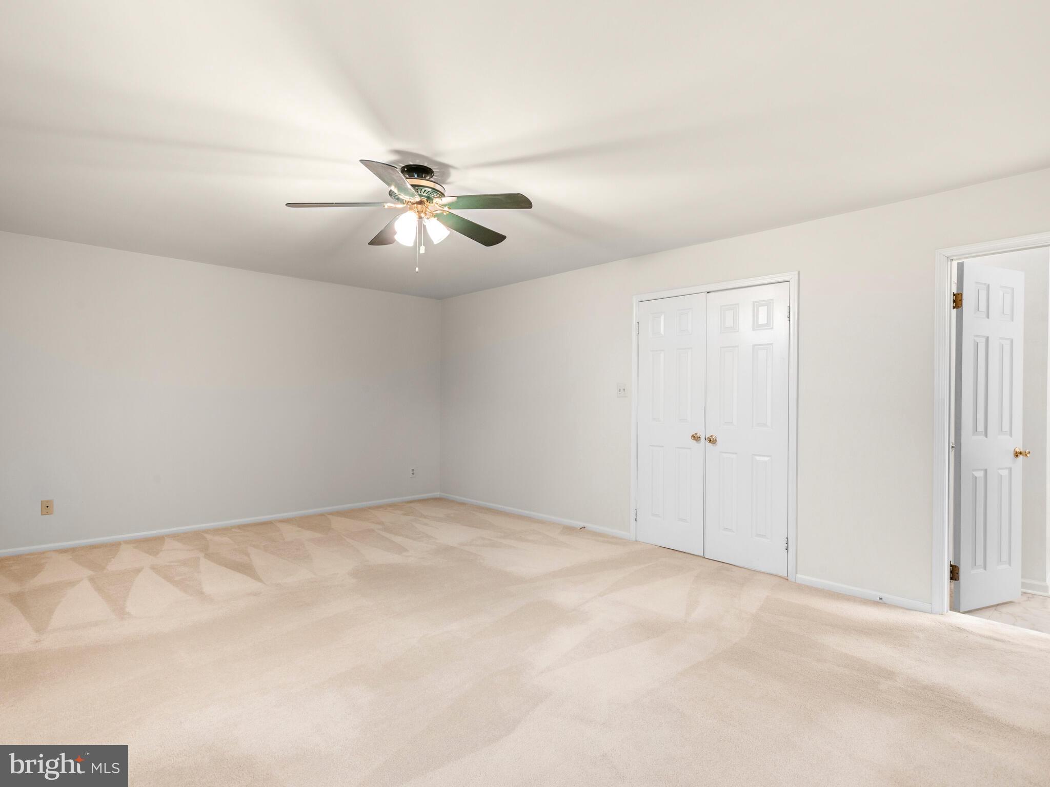 TWIN HILLS - Residential Lease