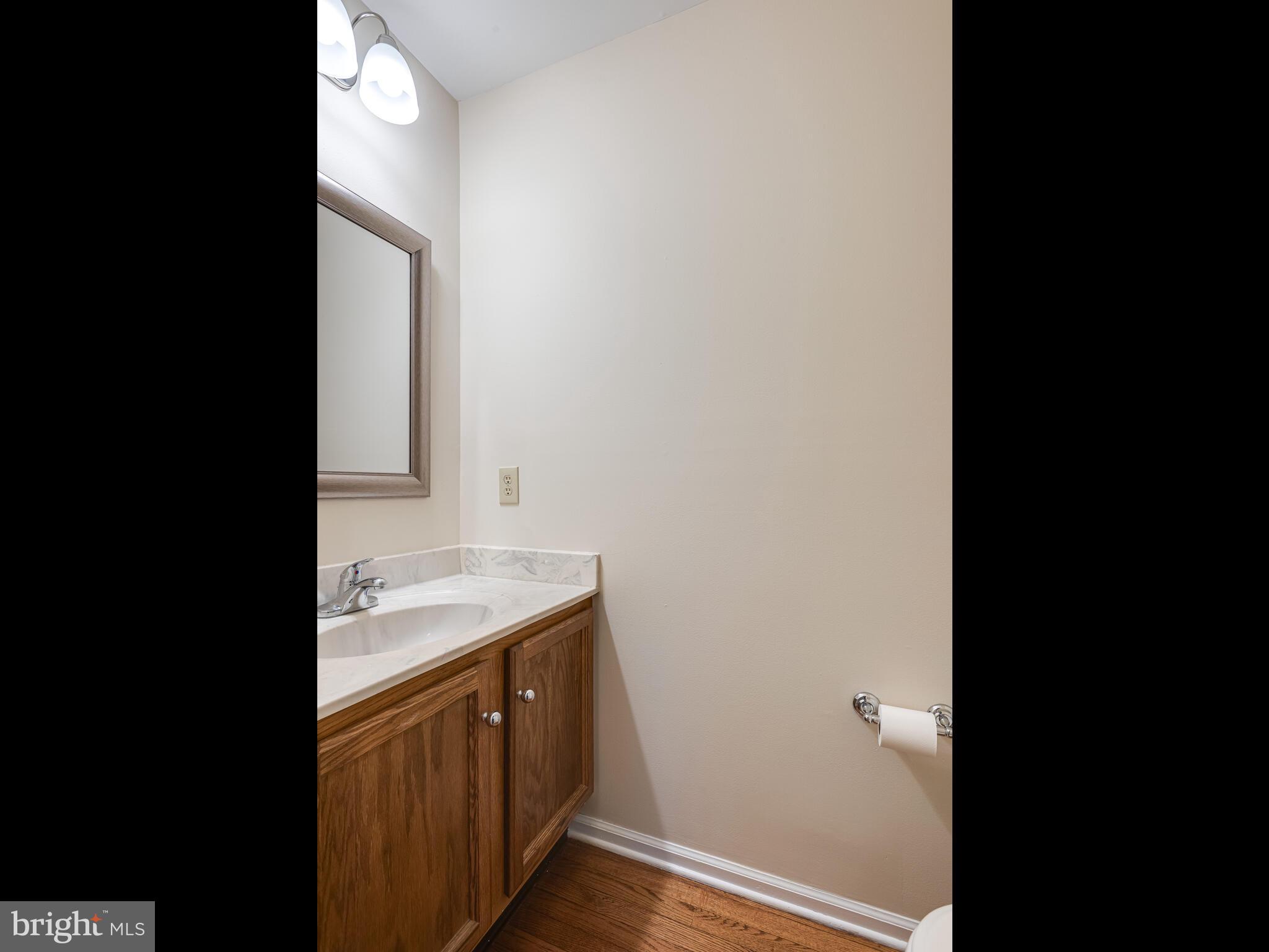 TWIN HILLS - Residential Lease