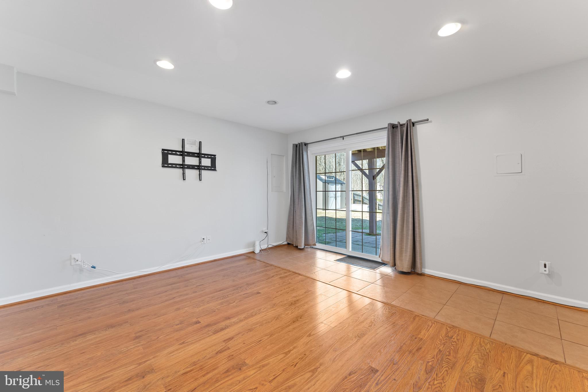 ASHLEIGH PARK SOUTH - Residential