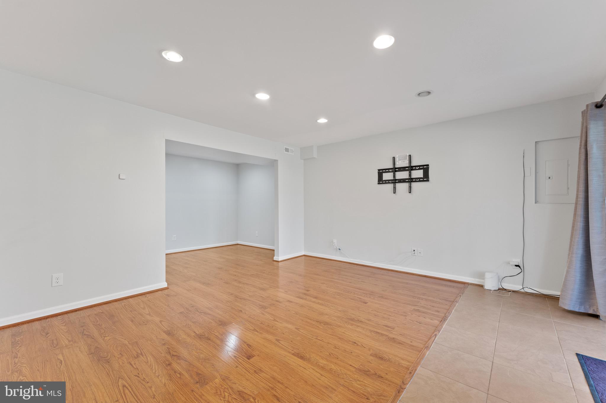 ASHLEIGH PARK SOUTH - Residential