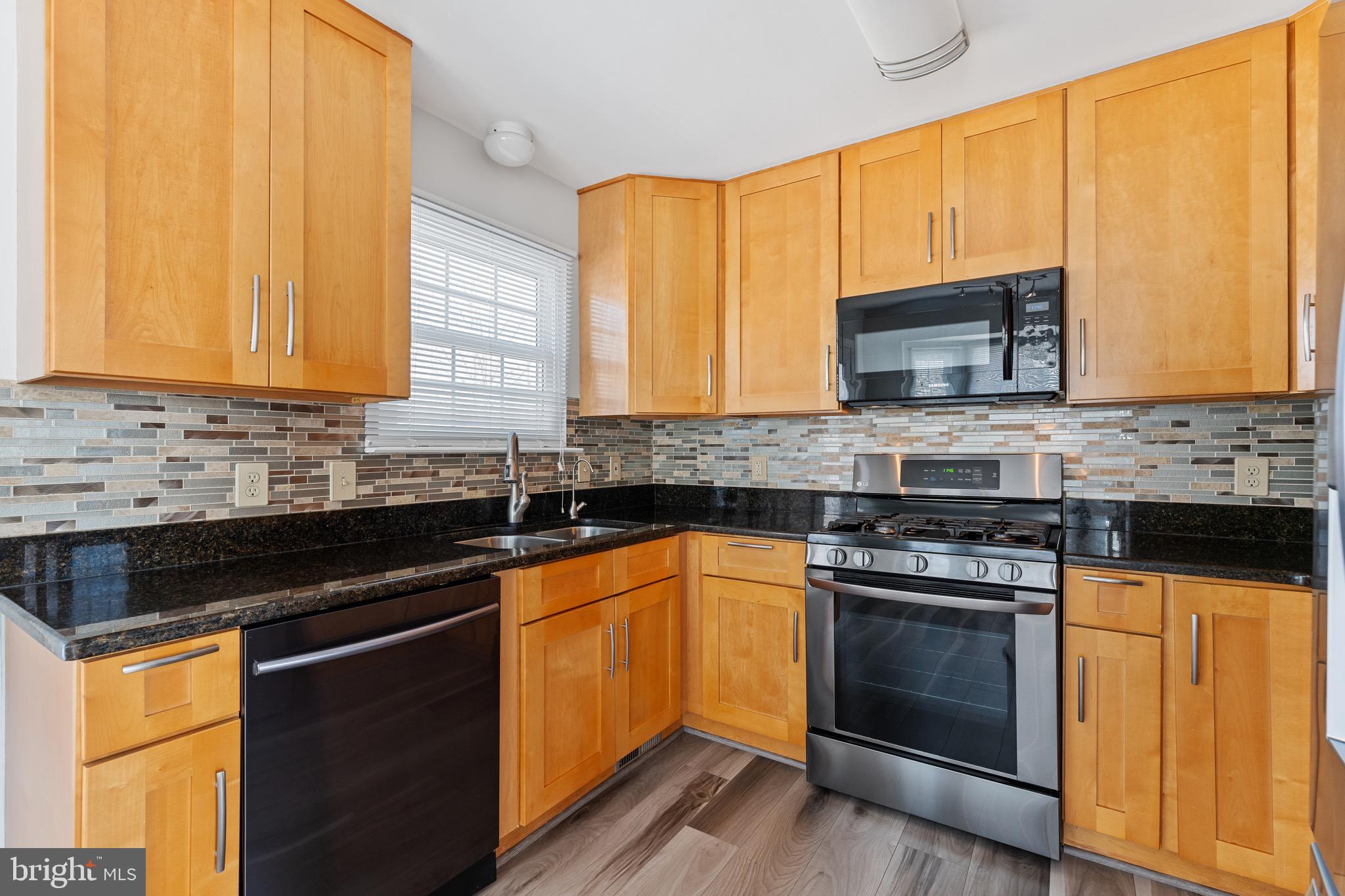 ASHLEIGH PARK SOUTH - Residential