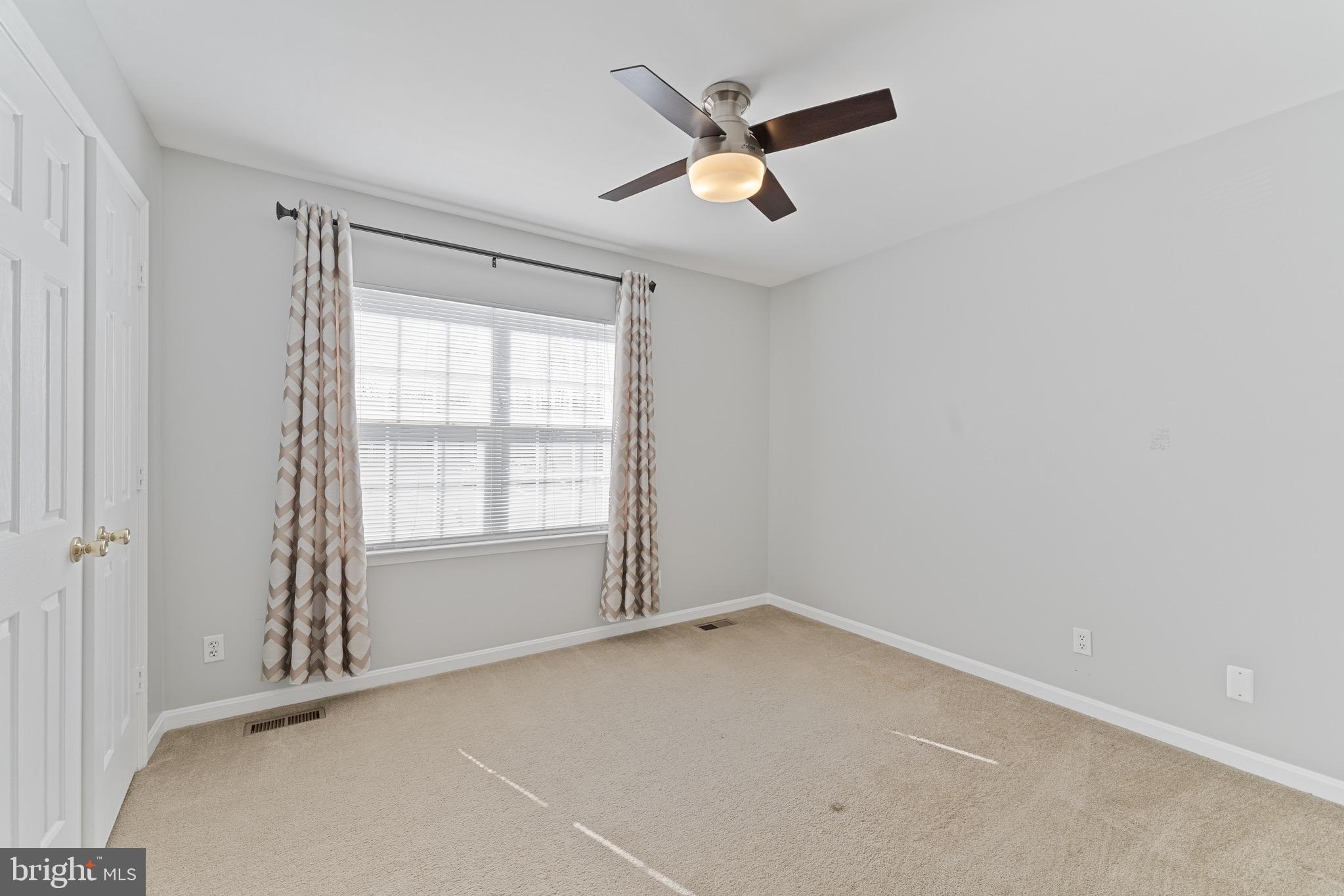 ASHLEIGH PARK SOUTH - Residential