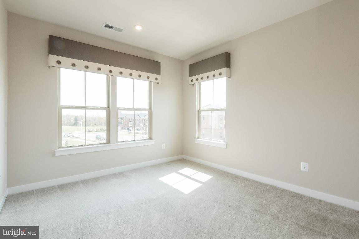 NORBOURNE PARK - Residential