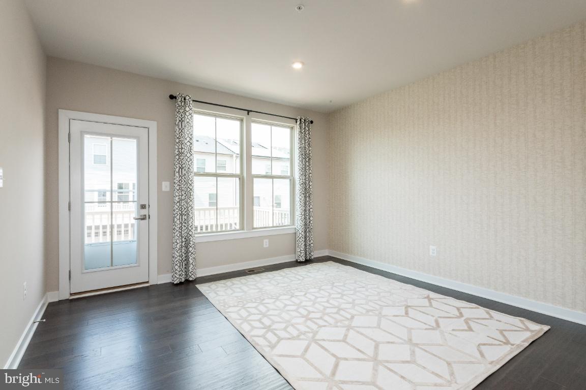 NORBOURNE PARK - Residential