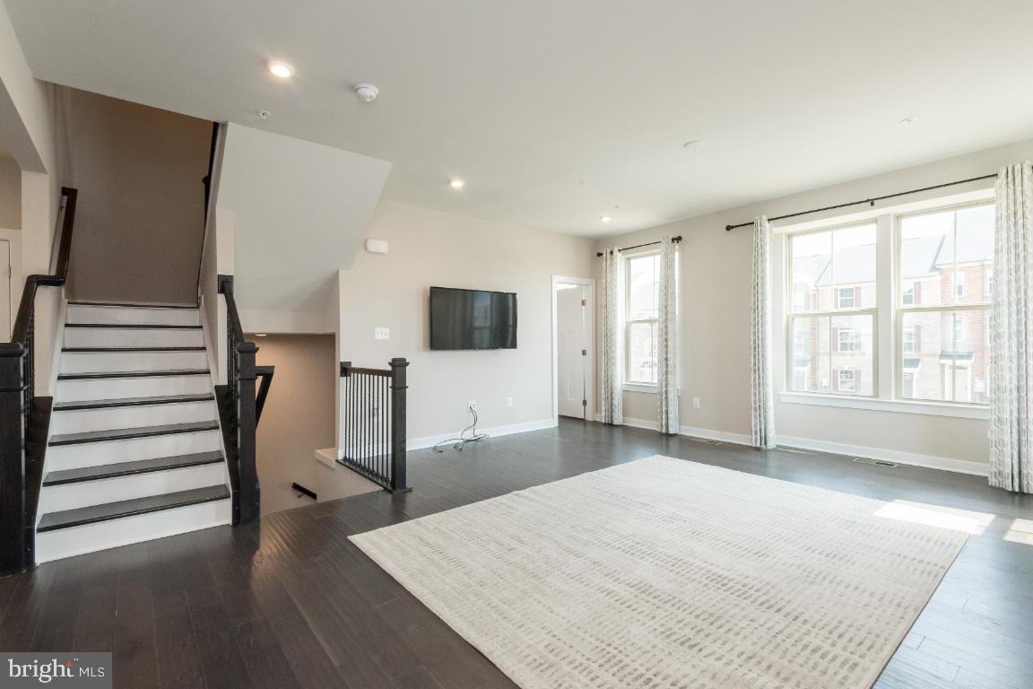 NORBOURNE PARK - Residential