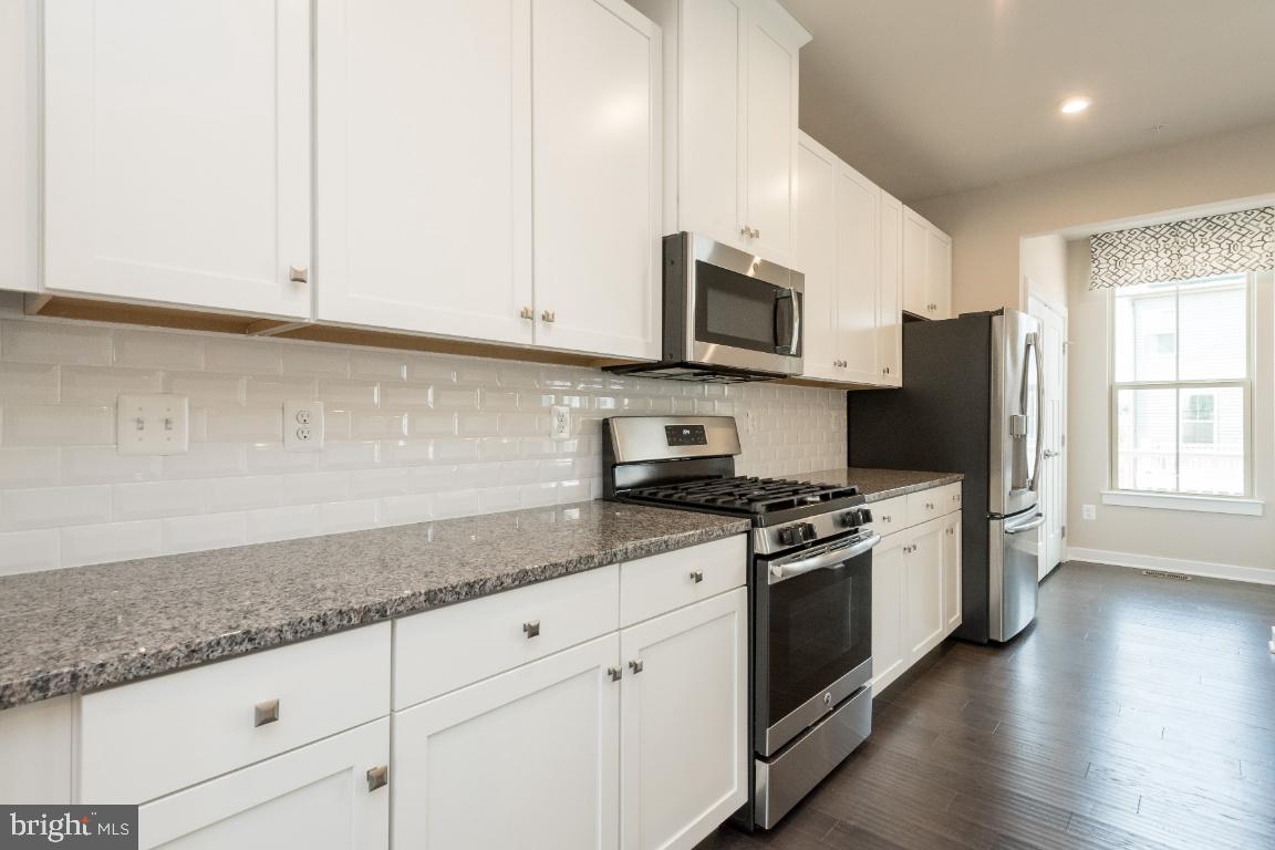 NORBOURNE PARK - Residential