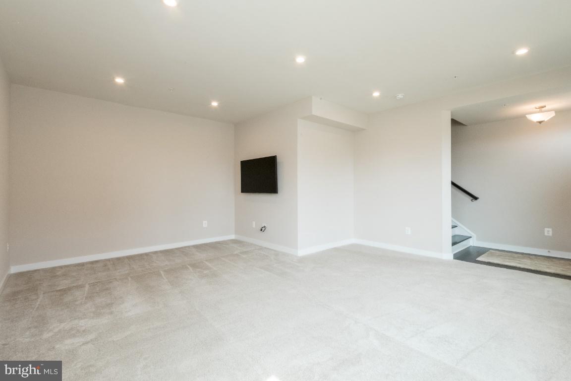 NORBOURNE PARK - Residential