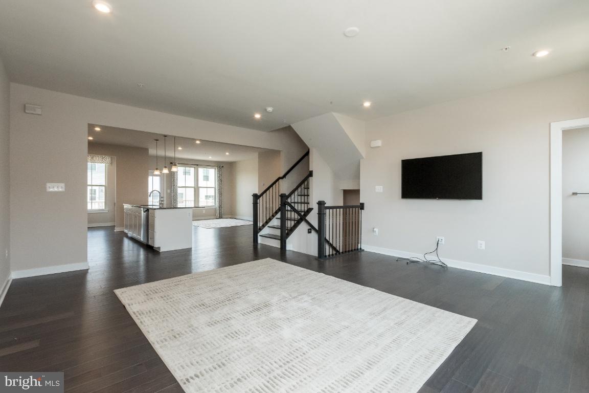 NORBOURNE PARK - Residential