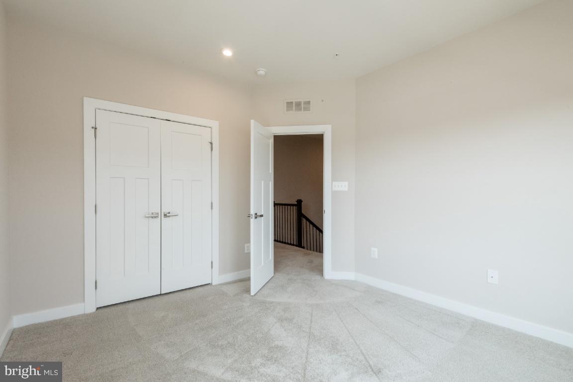 NORBOURNE PARK - Residential