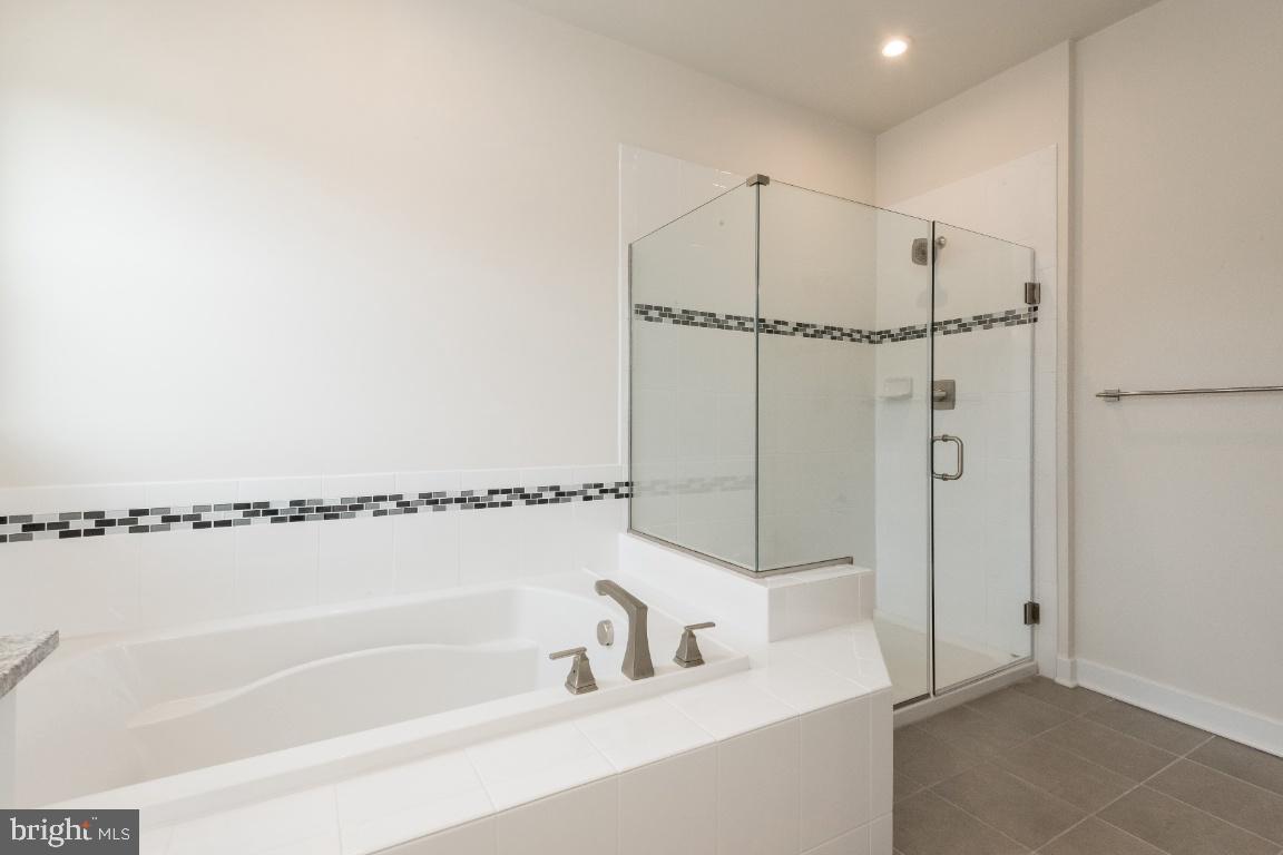 NORBOURNE PARK - Residential