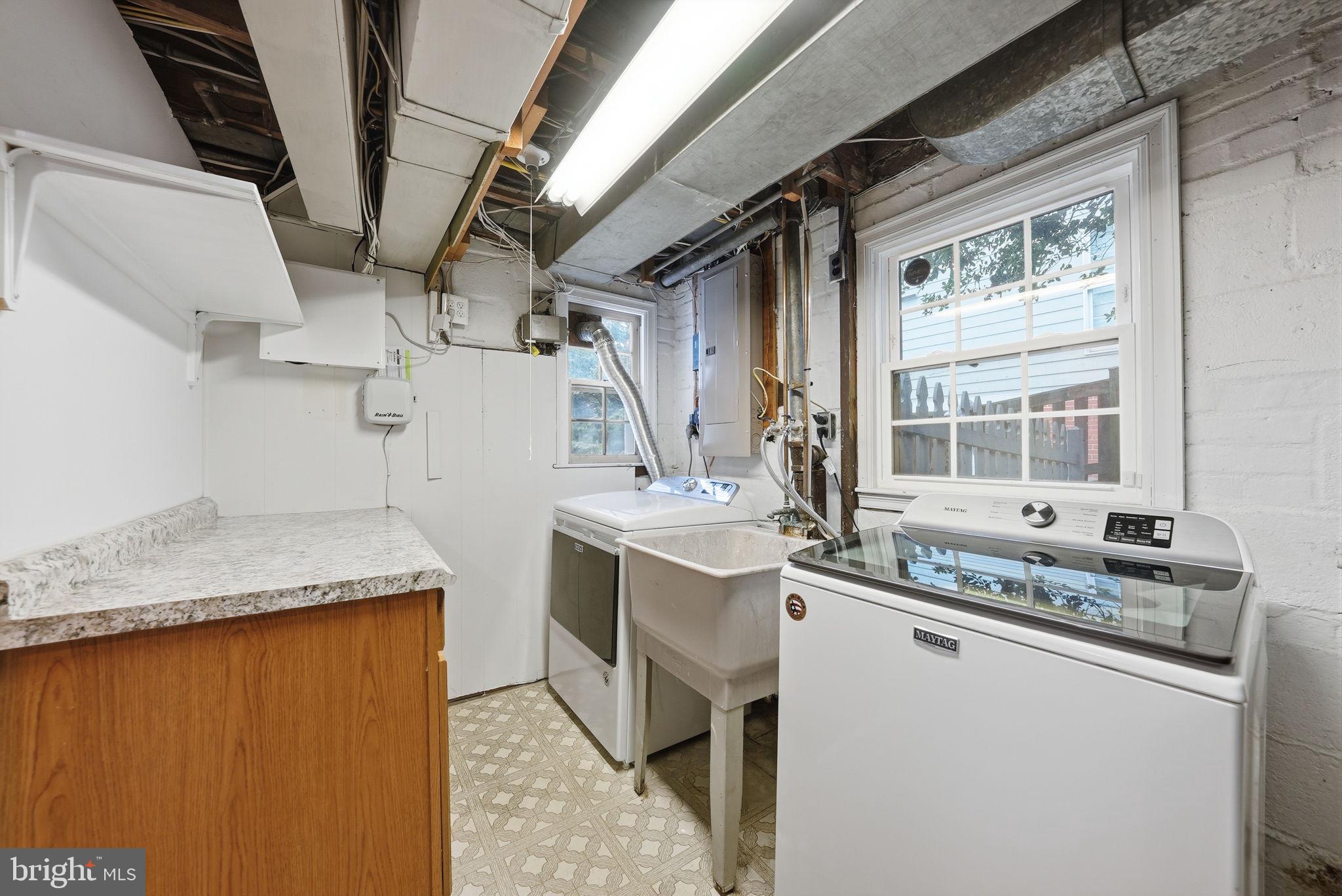 TARA - LEEWAY HEIGHTS - Residential