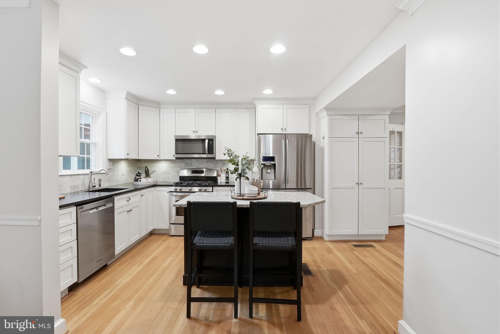 TARA - LEEWAY HEIGHTS - Residential