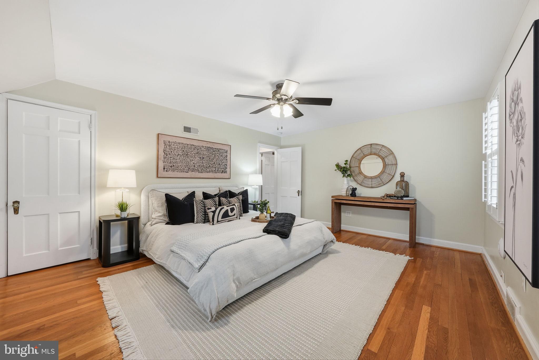 TARA - LEEWAY HEIGHTS - Residential