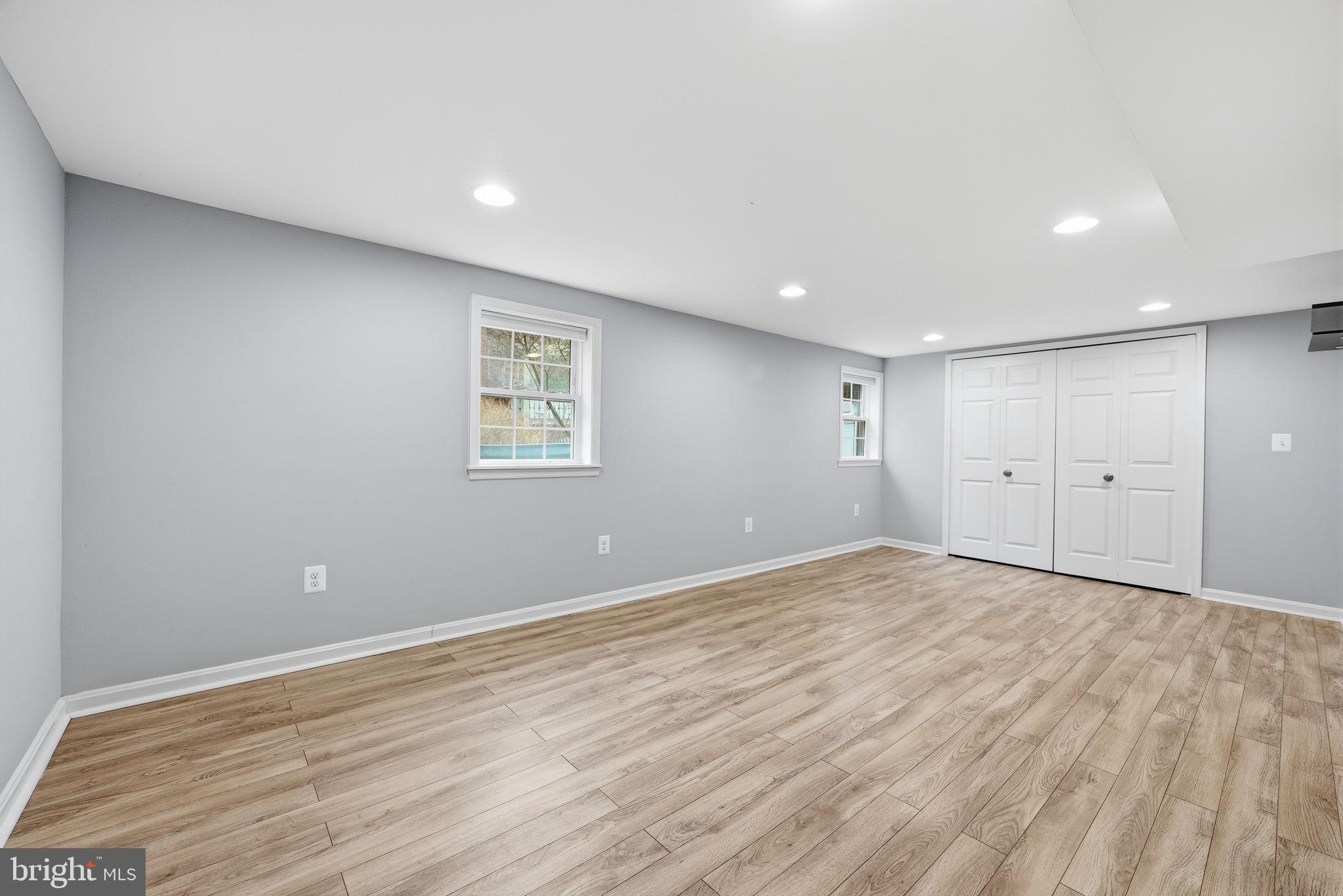 TARA - LEEWAY HEIGHTS - Residential