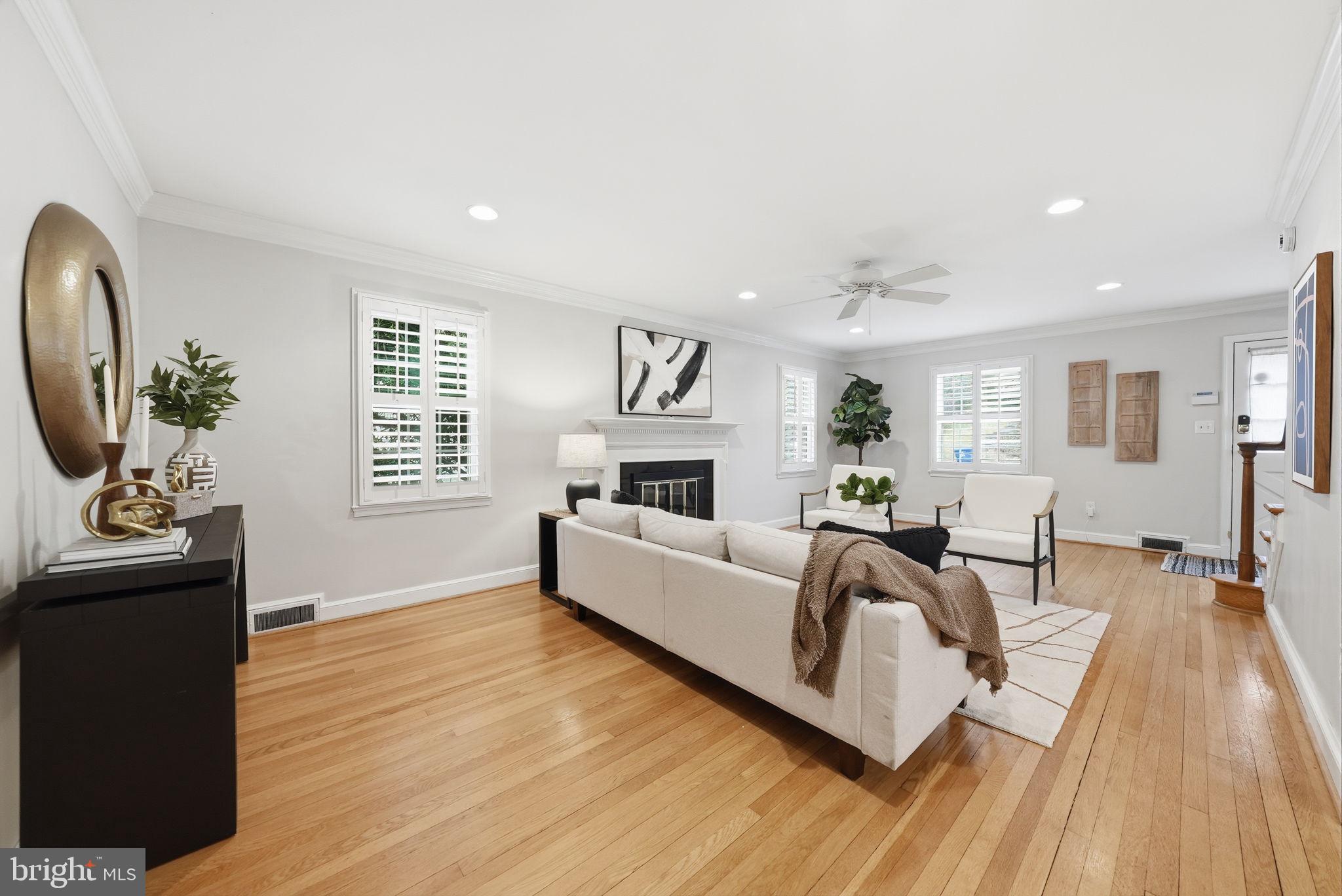 TARA - LEEWAY HEIGHTS - Residential