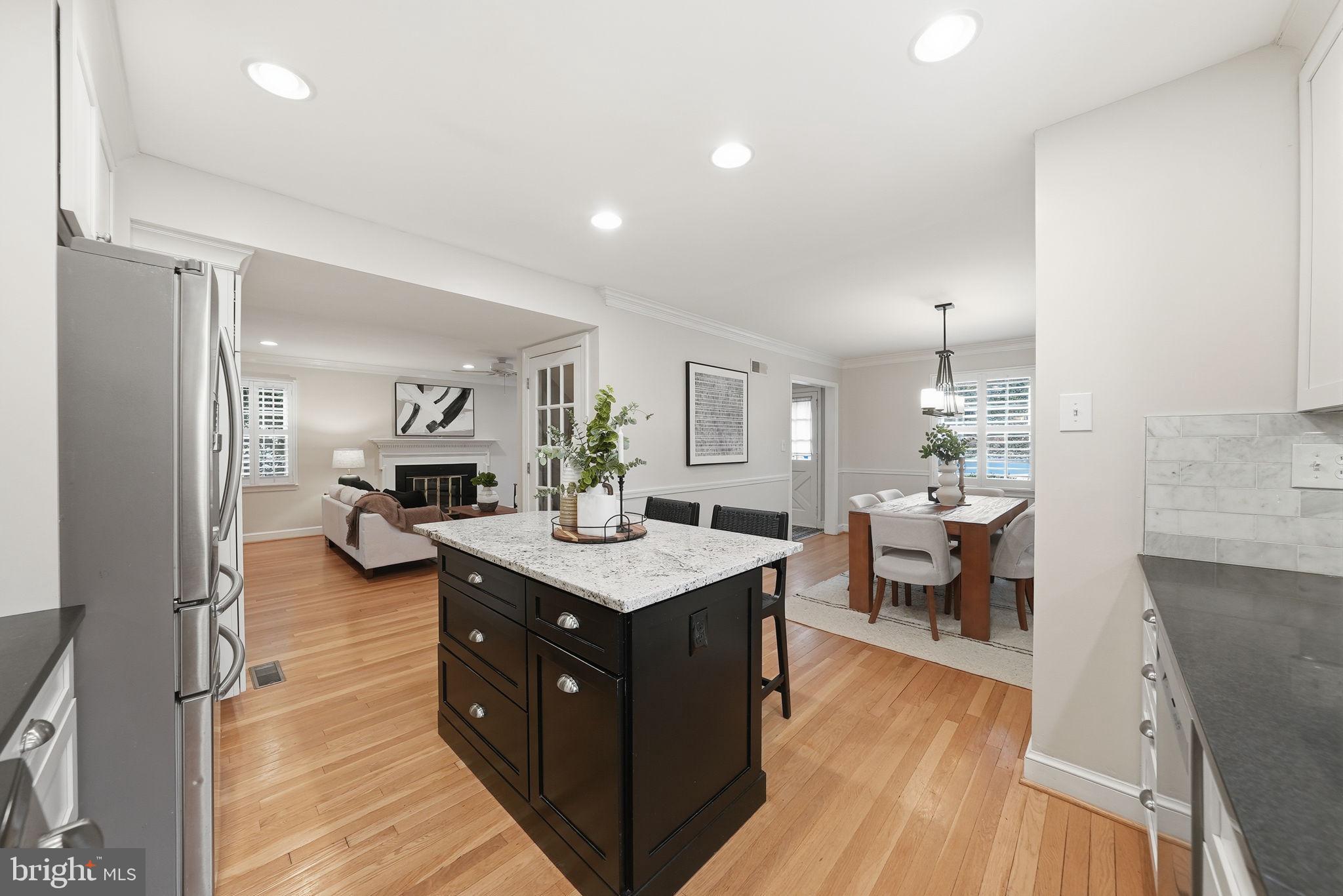 TARA - LEEWAY HEIGHTS - Residential