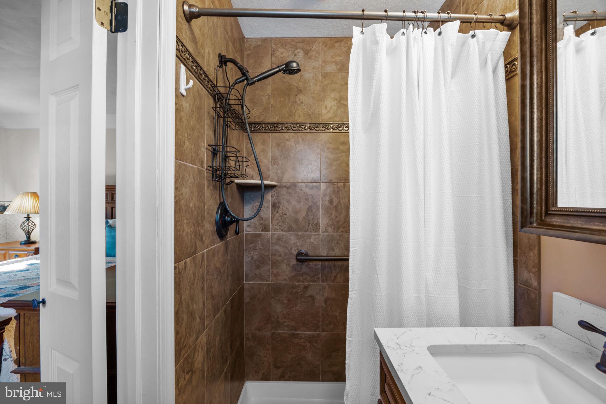 NON AVAILABLE - Residential