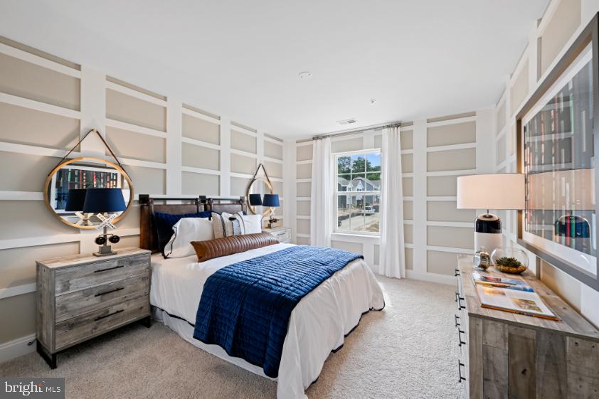 GREENWOOD VILLAGE - Residential