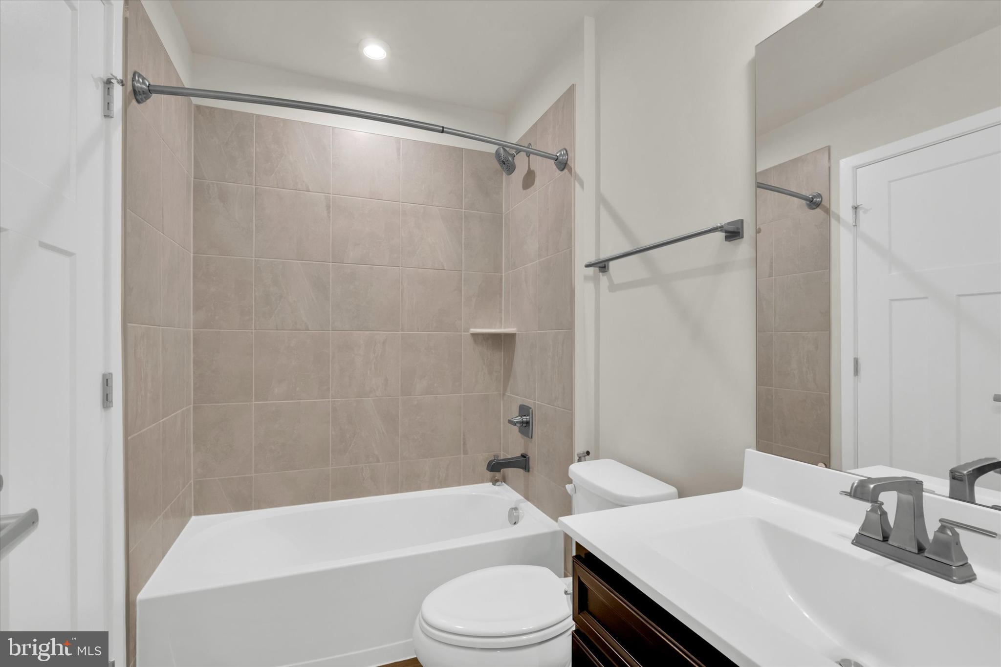 ELKRIDGE CROSSING - Residential Lease