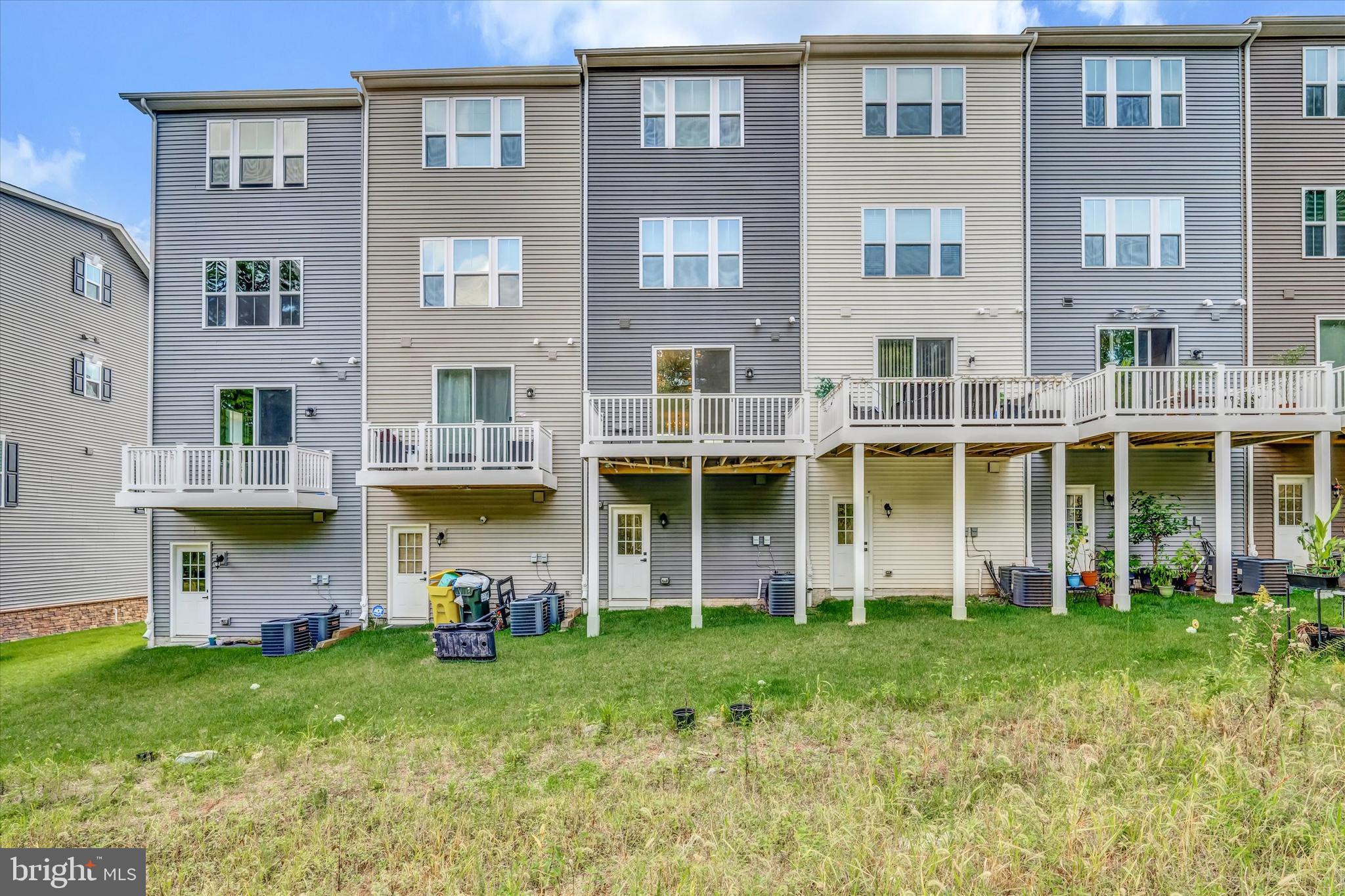 ELKRIDGE CROSSING - Residential Lease