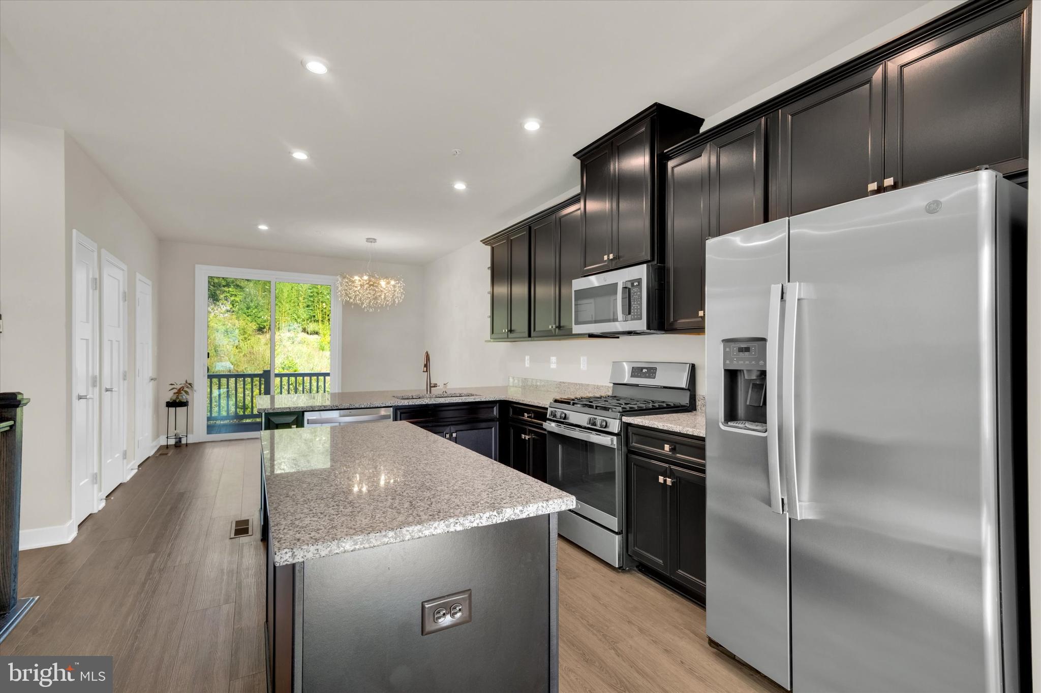 ELKRIDGE CROSSING - Residential Lease