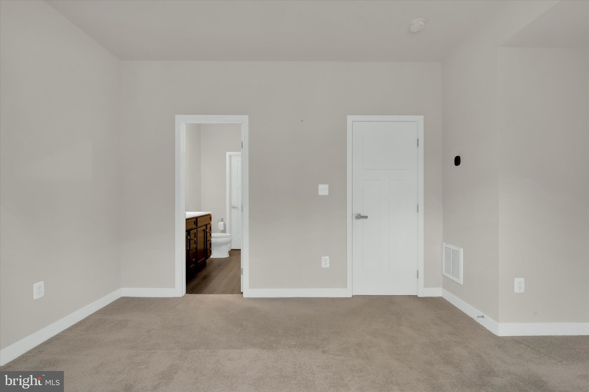 ELKRIDGE CROSSING - Residential Lease