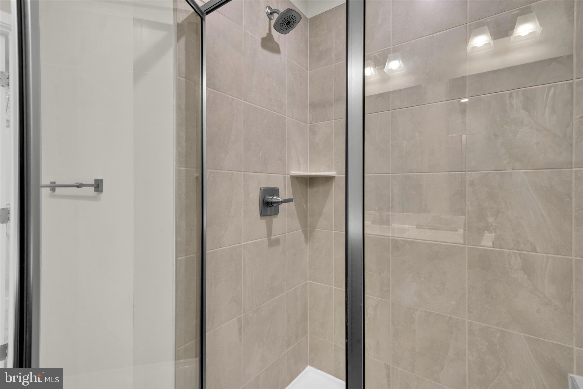 ELKRIDGE CROSSING - Residential Lease