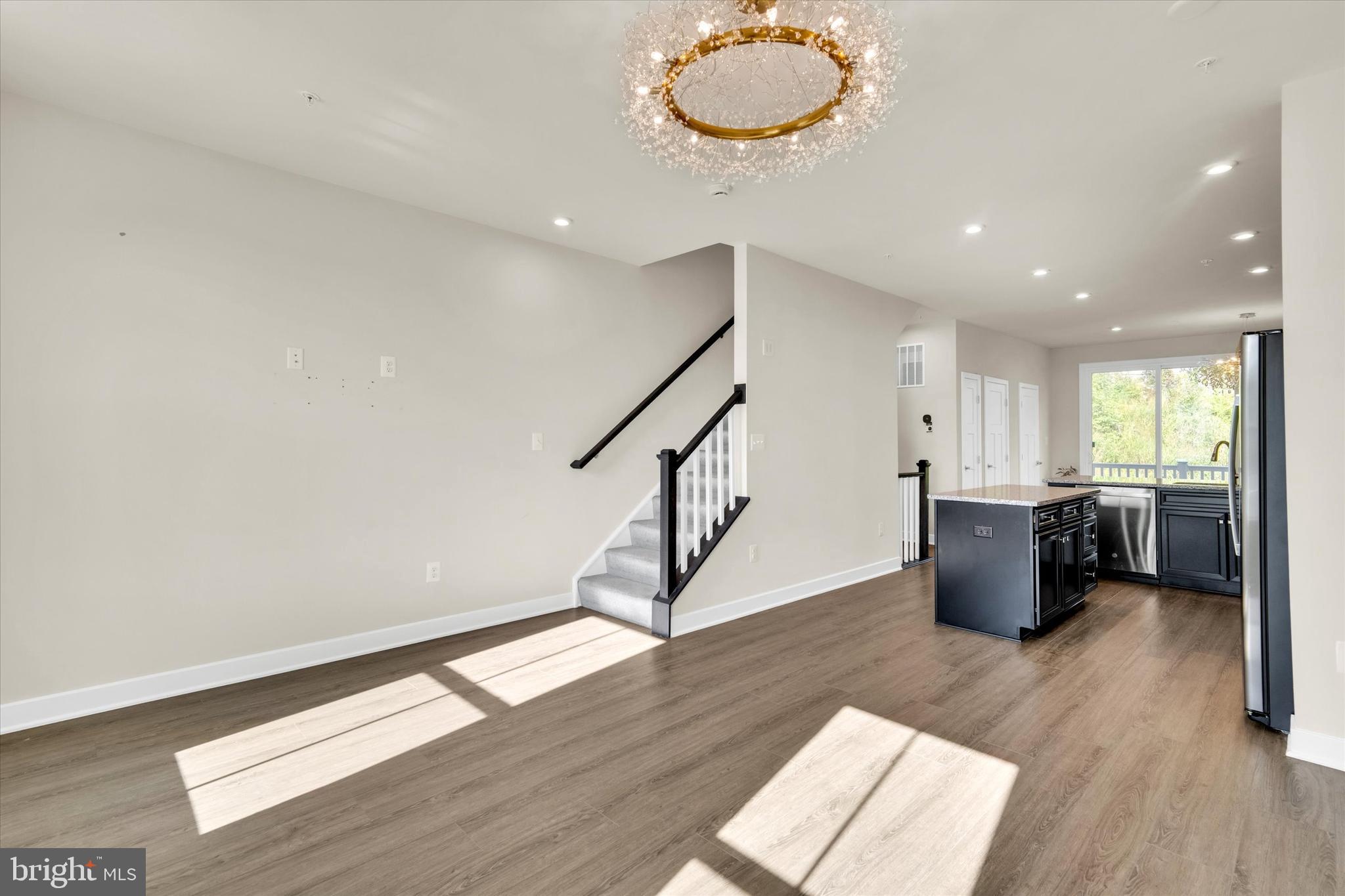 ELKRIDGE CROSSING - Residential Lease