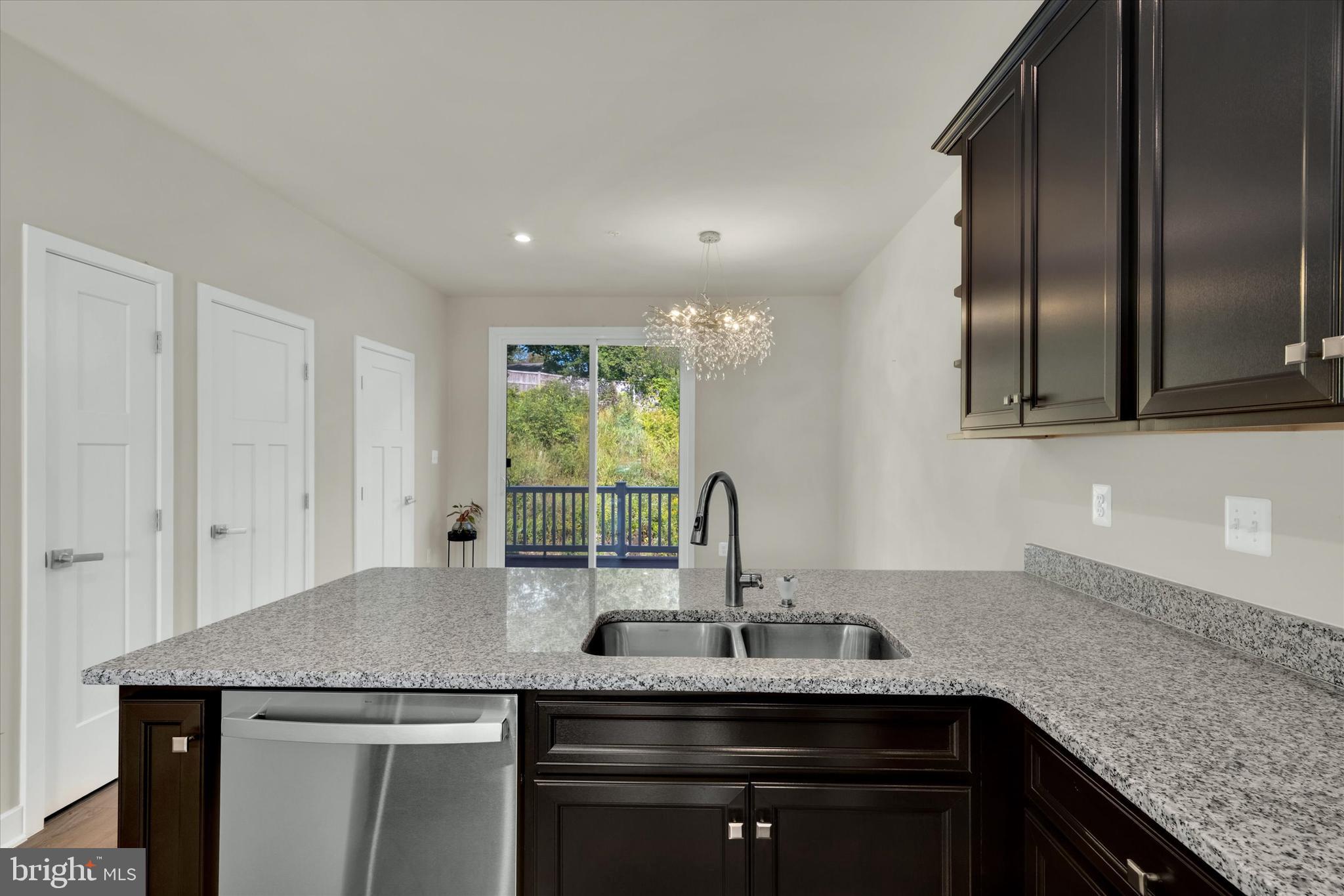 ELKRIDGE CROSSING - Residential Lease