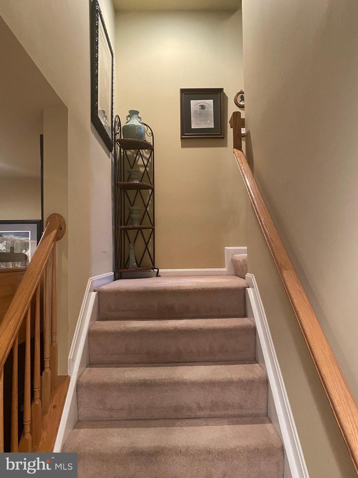 GUNSTON HILL - Residential