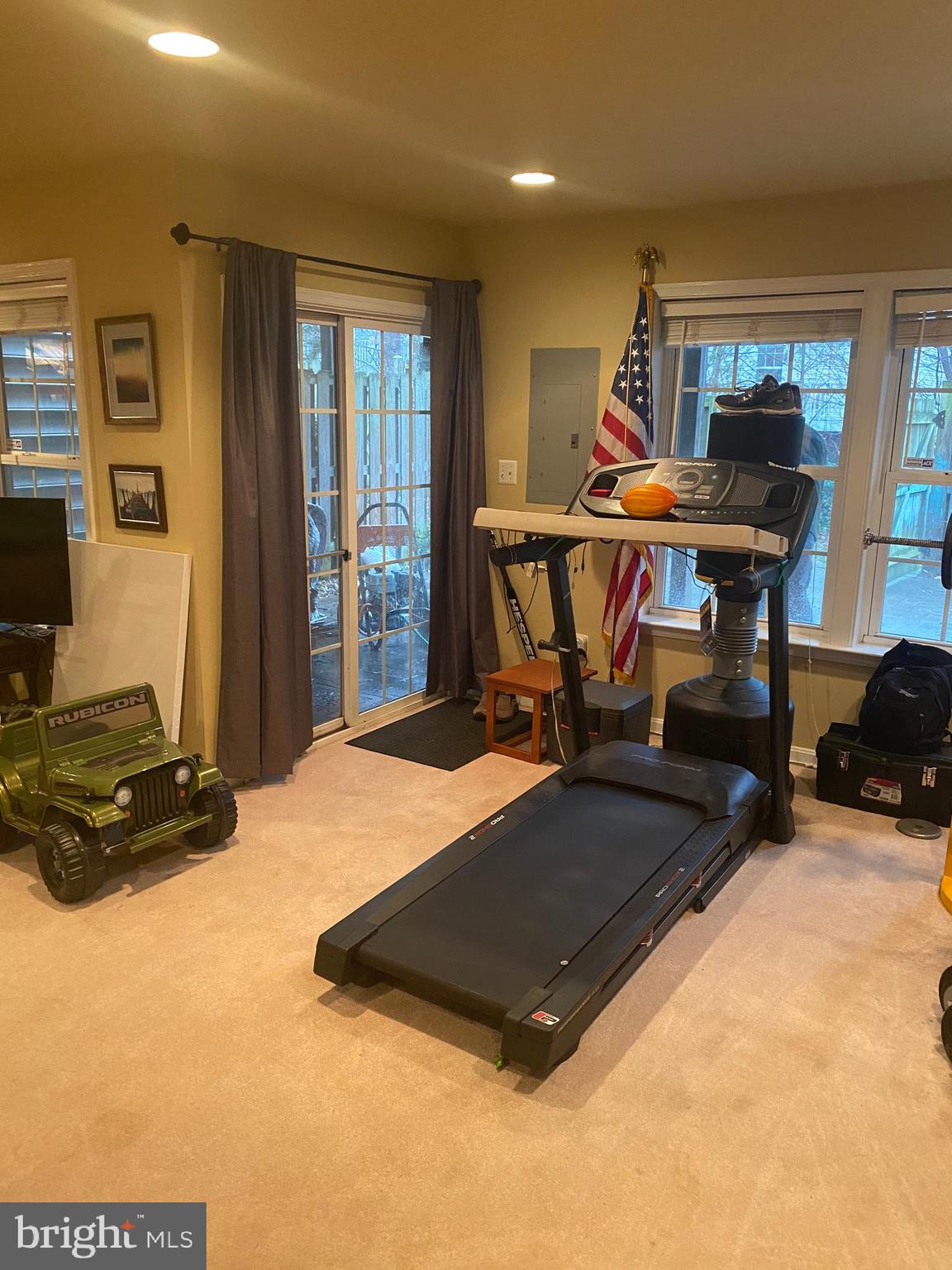 GUNSTON HILL - Residential