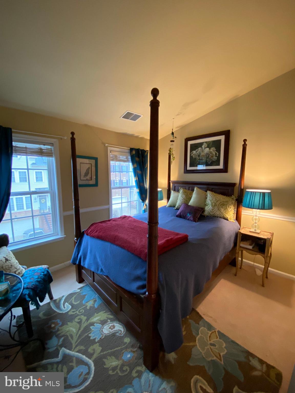 GUNSTON HILL - Residential