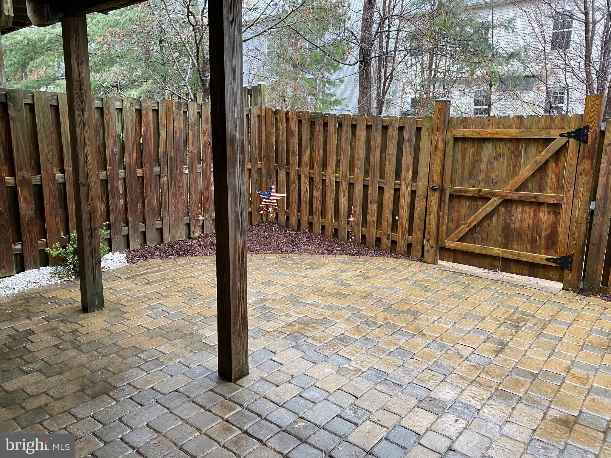 GUNSTON HILL - Residential