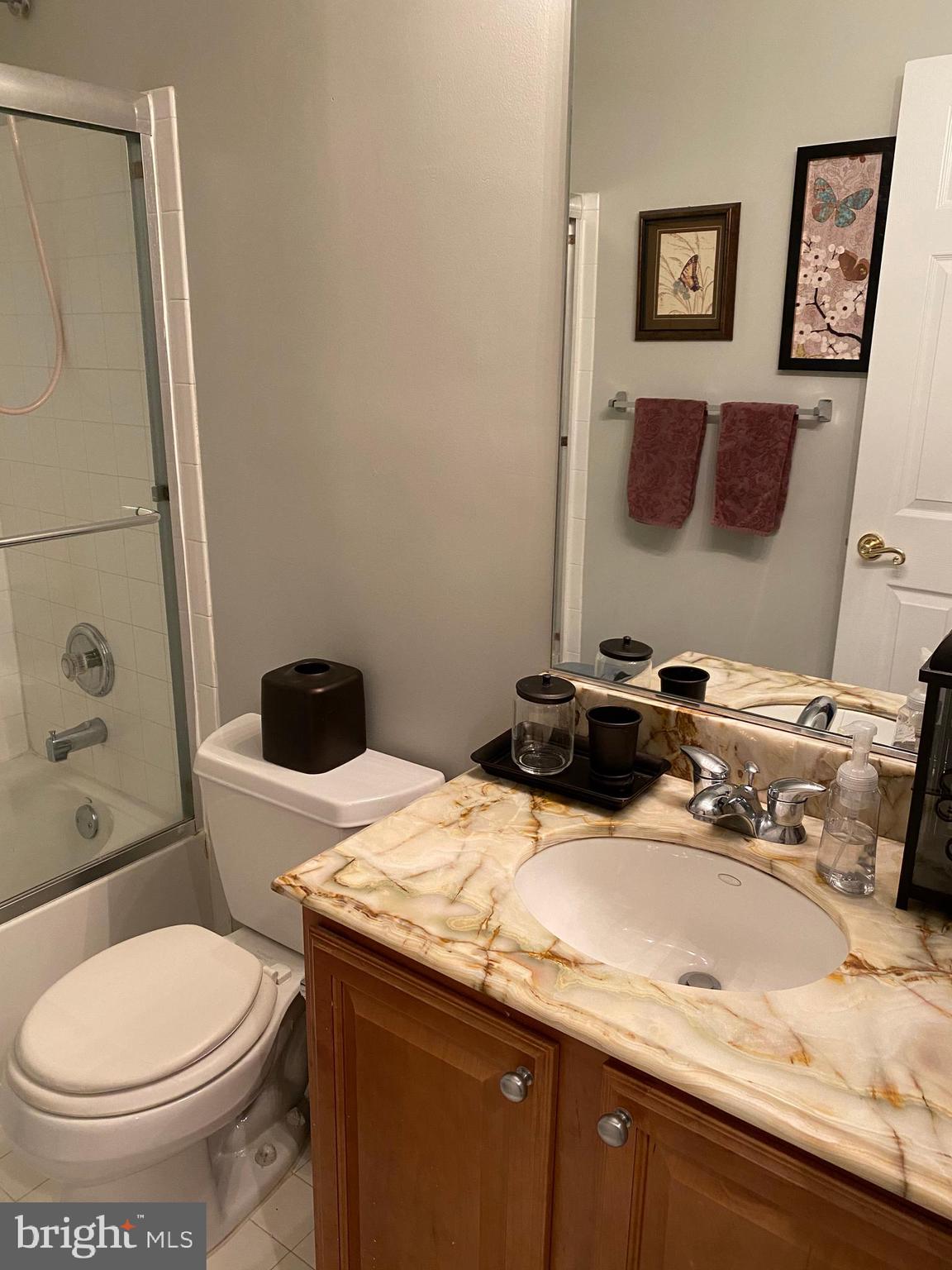 GUNSTON HILL - Residential