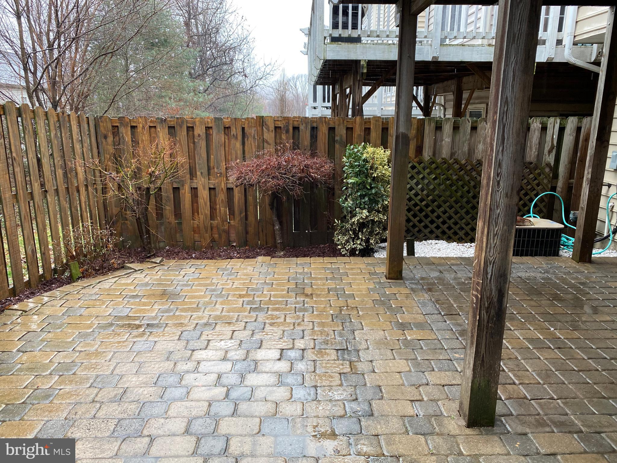 GUNSTON HILL - Residential