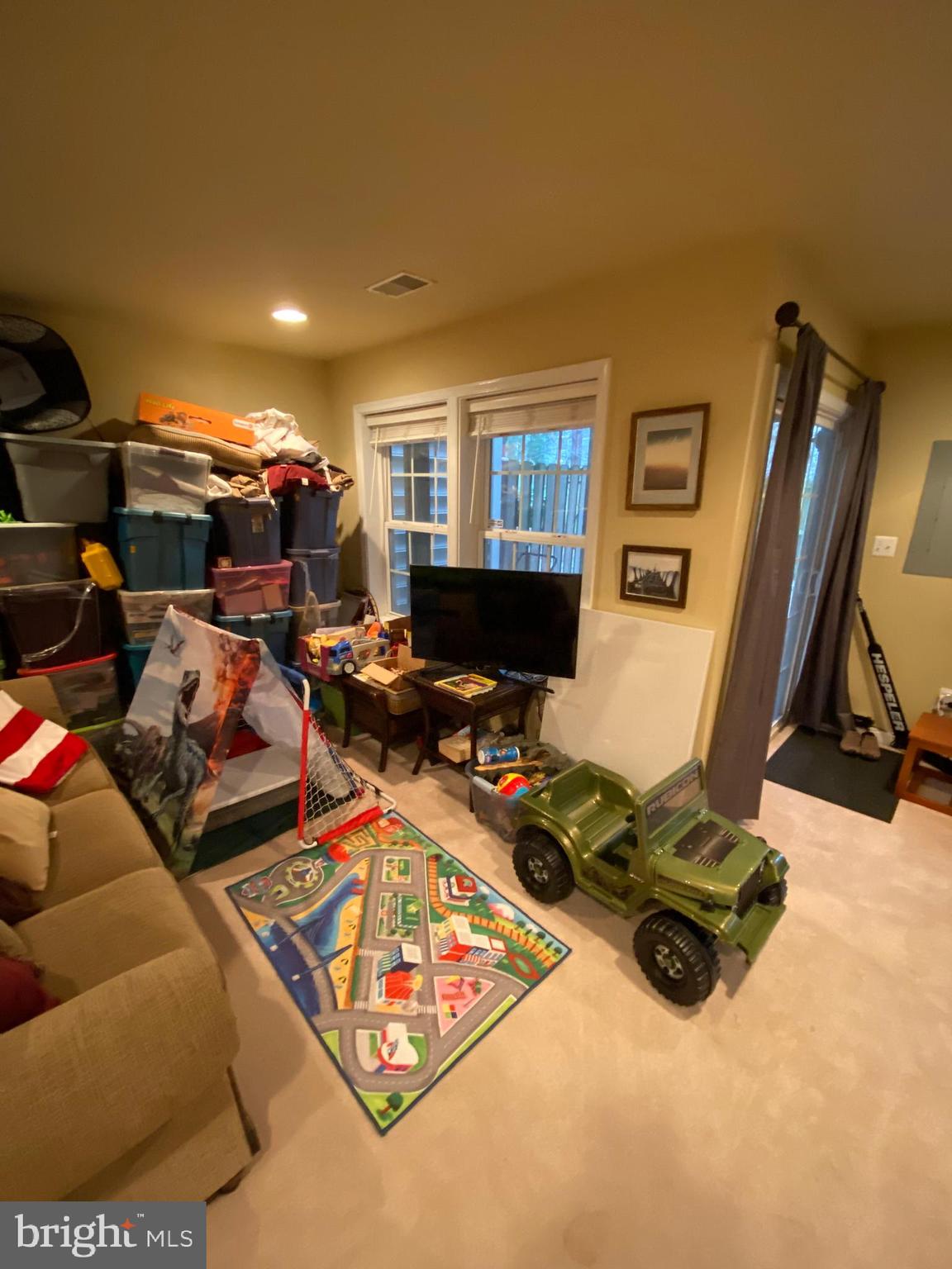 GUNSTON HILL - Residential