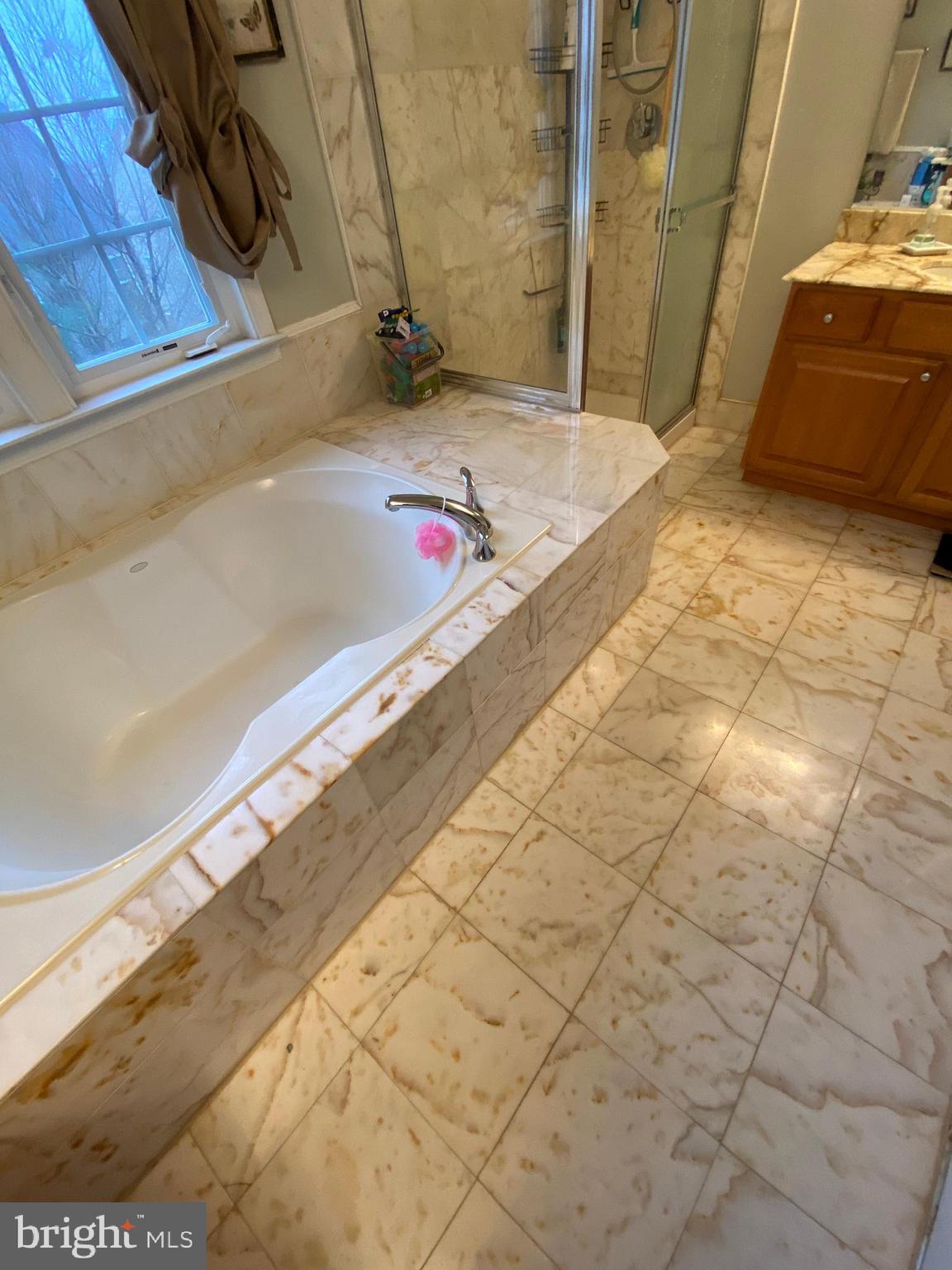 GUNSTON HILL - Residential