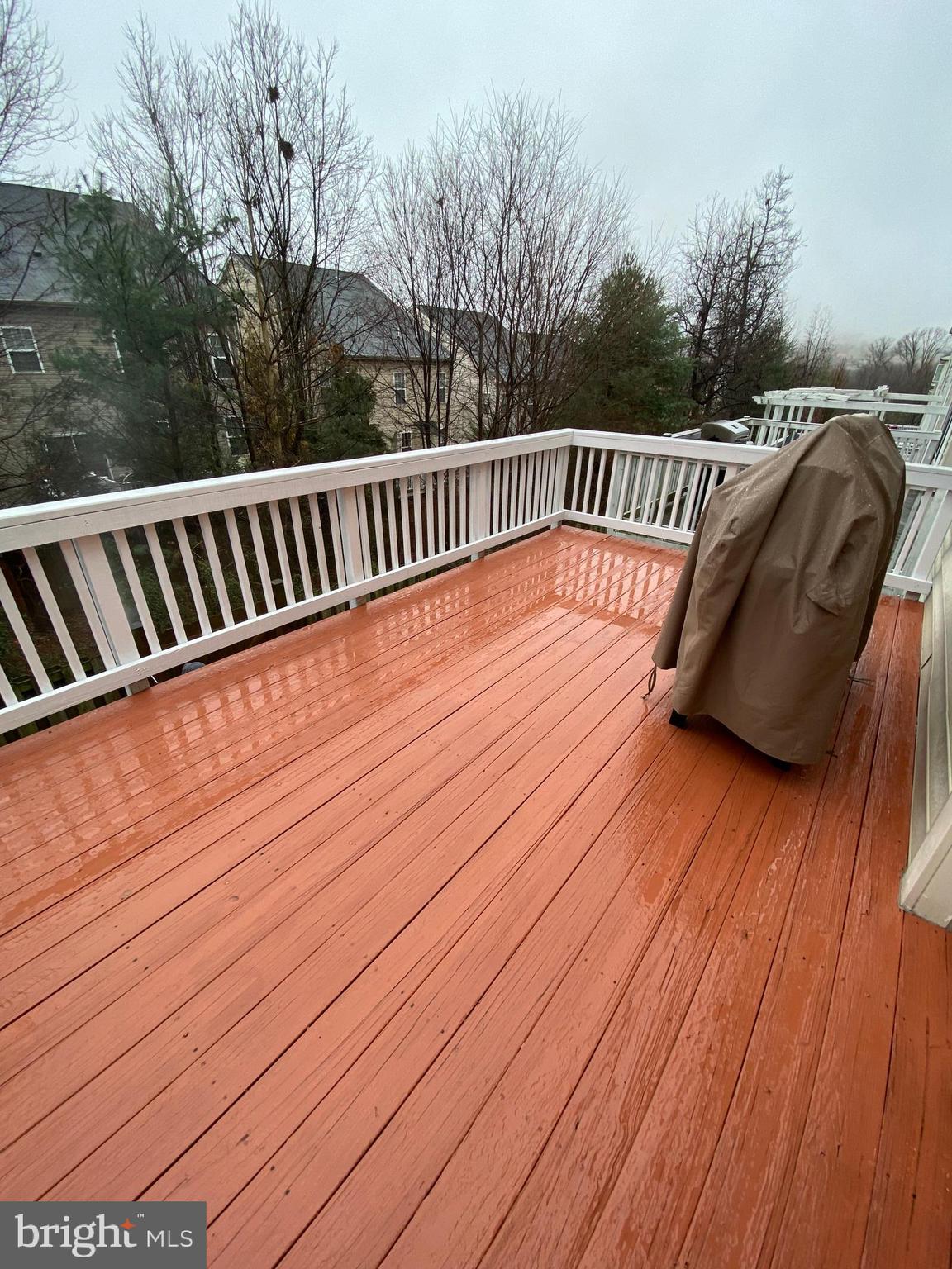 GUNSTON HILL - Residential