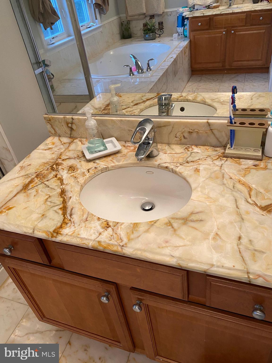 GUNSTON HILL - Residential