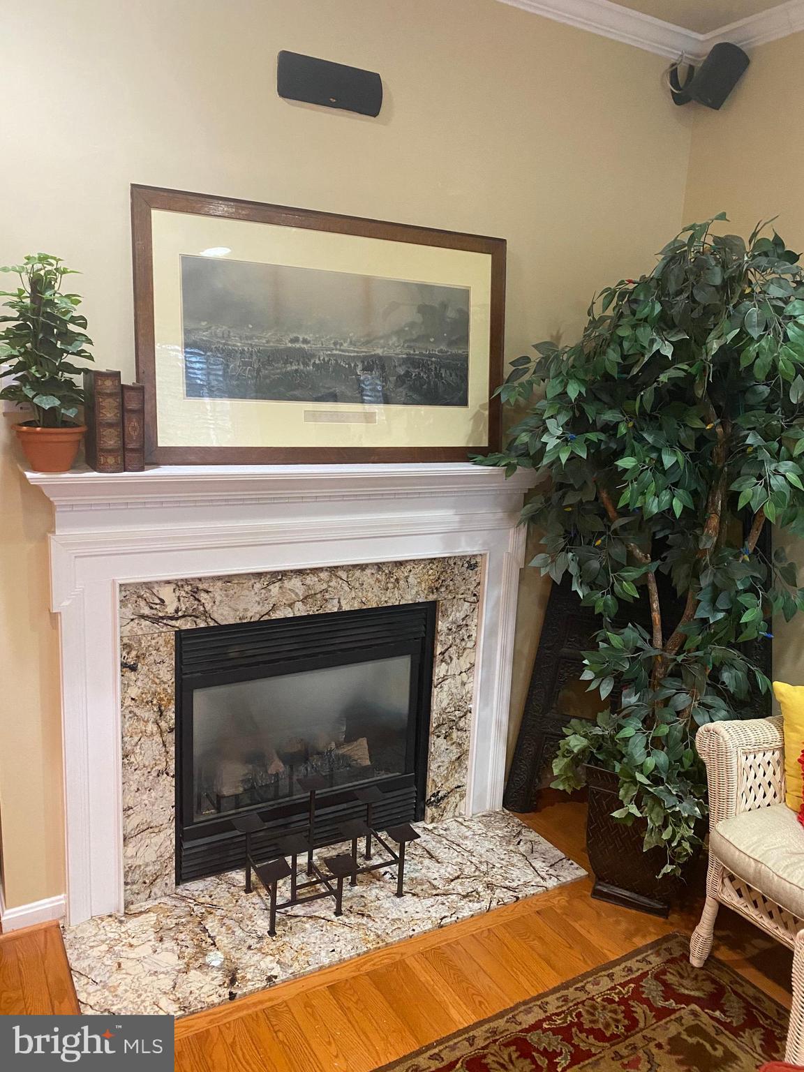 GUNSTON HILL - Residential