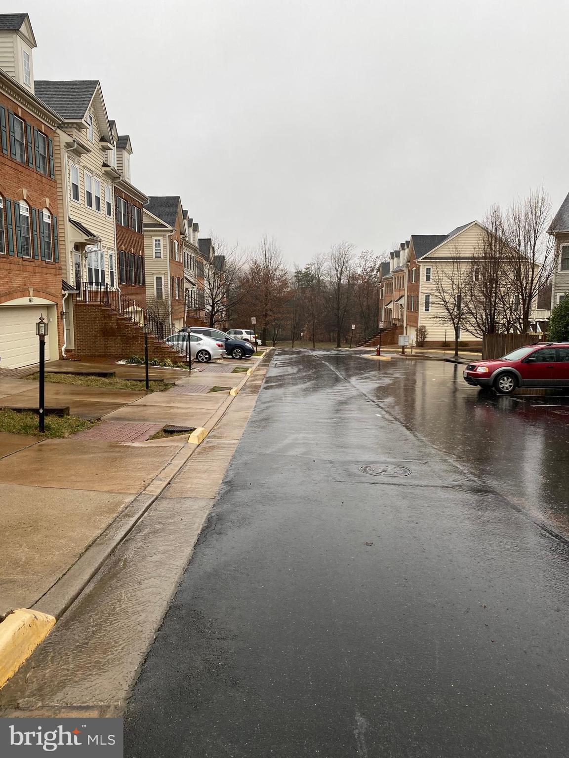 GUNSTON HILL - Residential