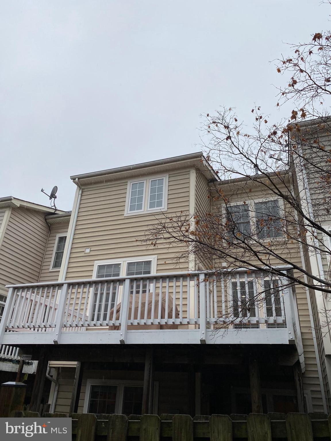 GUNSTON HILL - Residential