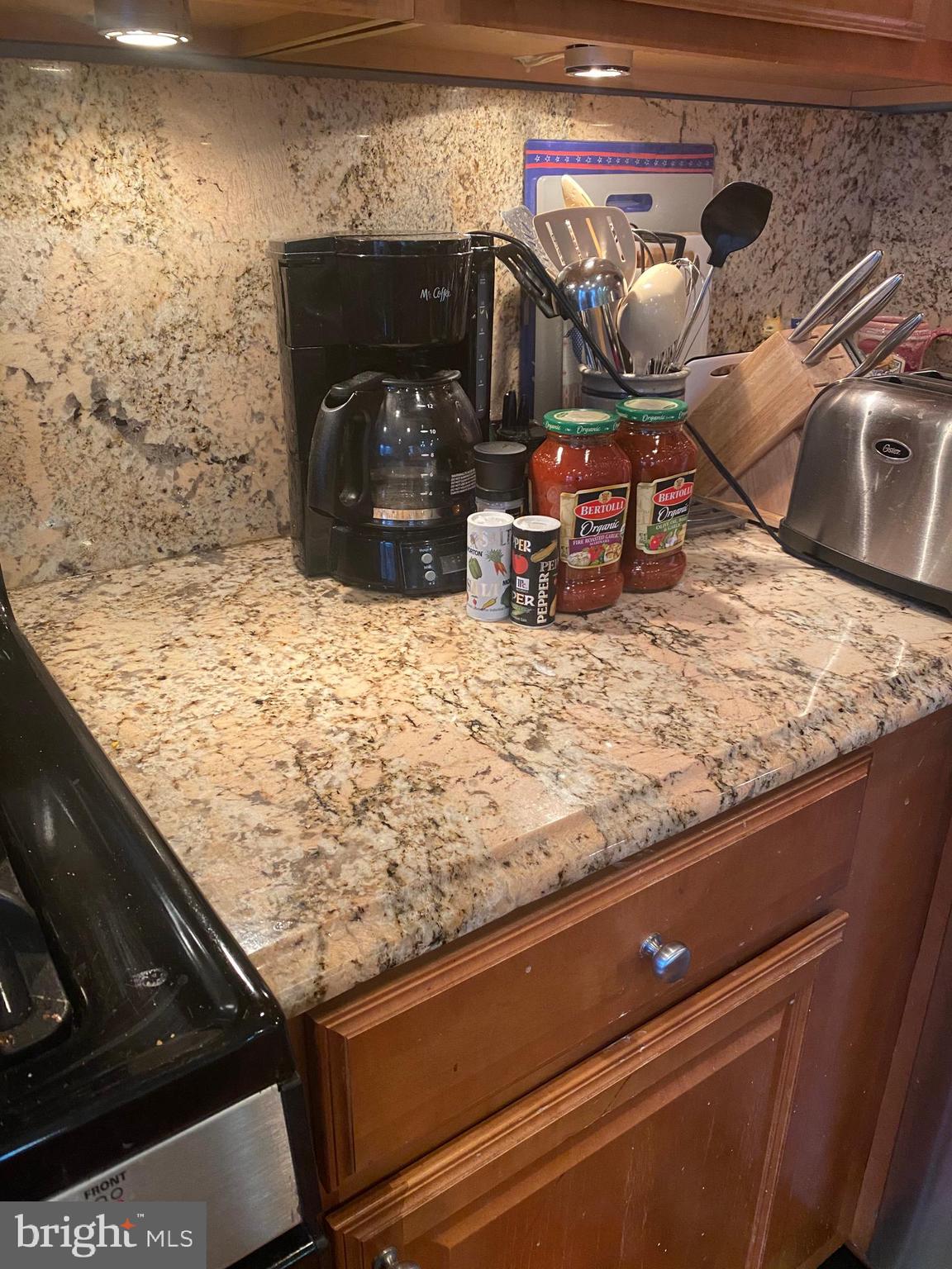 GUNSTON HILL - Residential