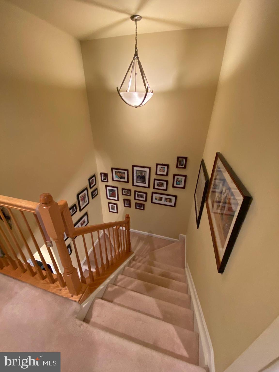 GUNSTON HILL - Residential