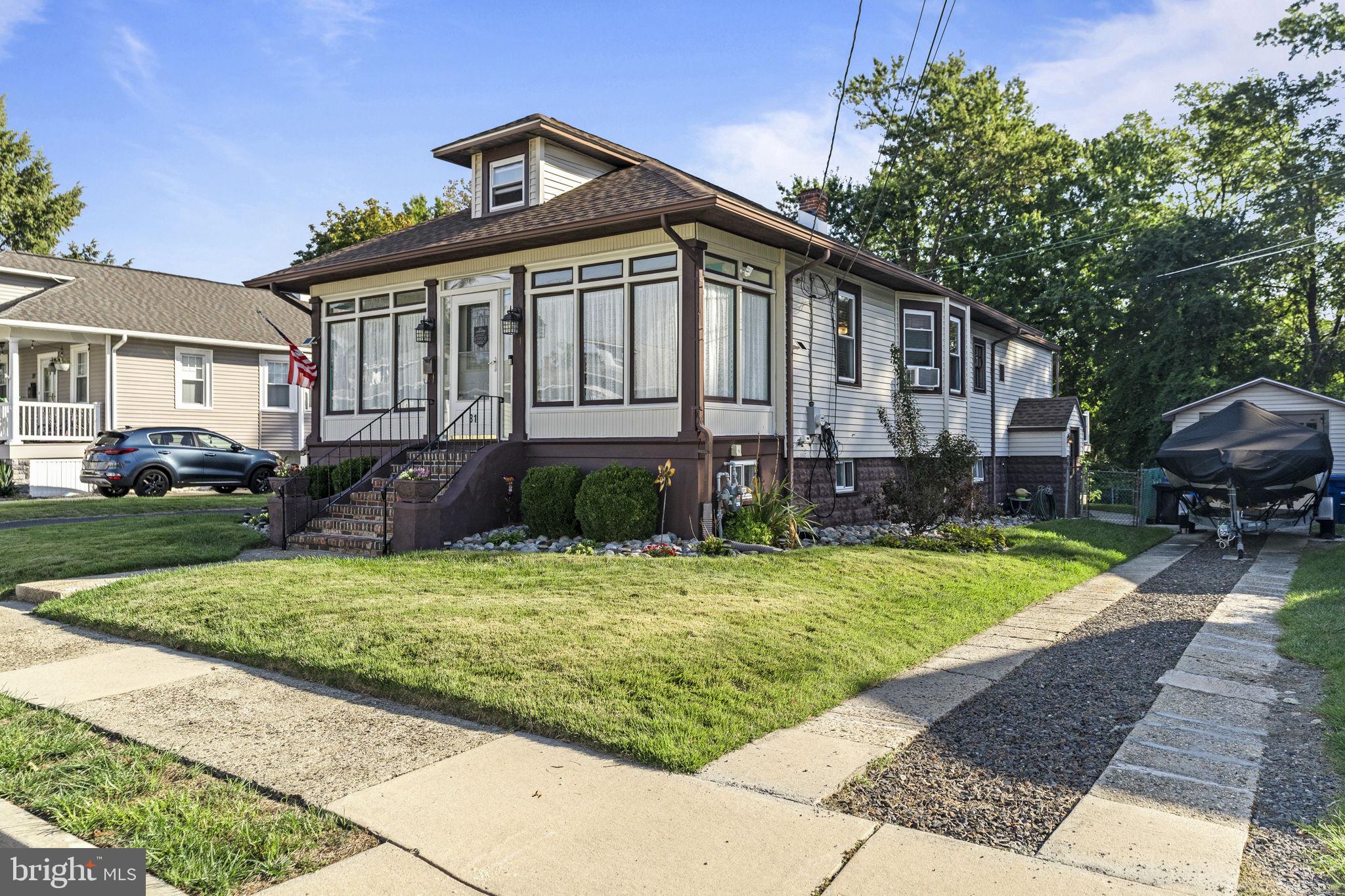 31 S BOULEVARD AVENUE