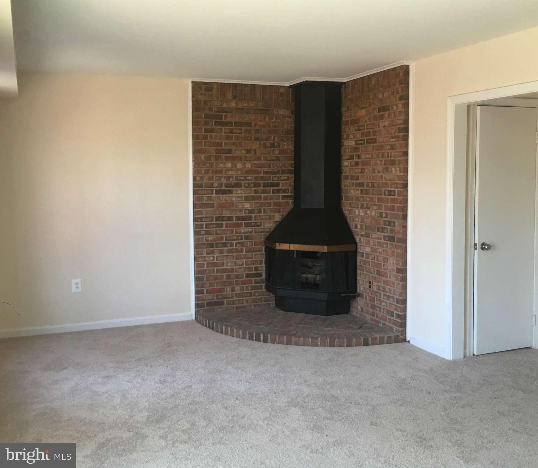 GREENWICH HILL - Residential