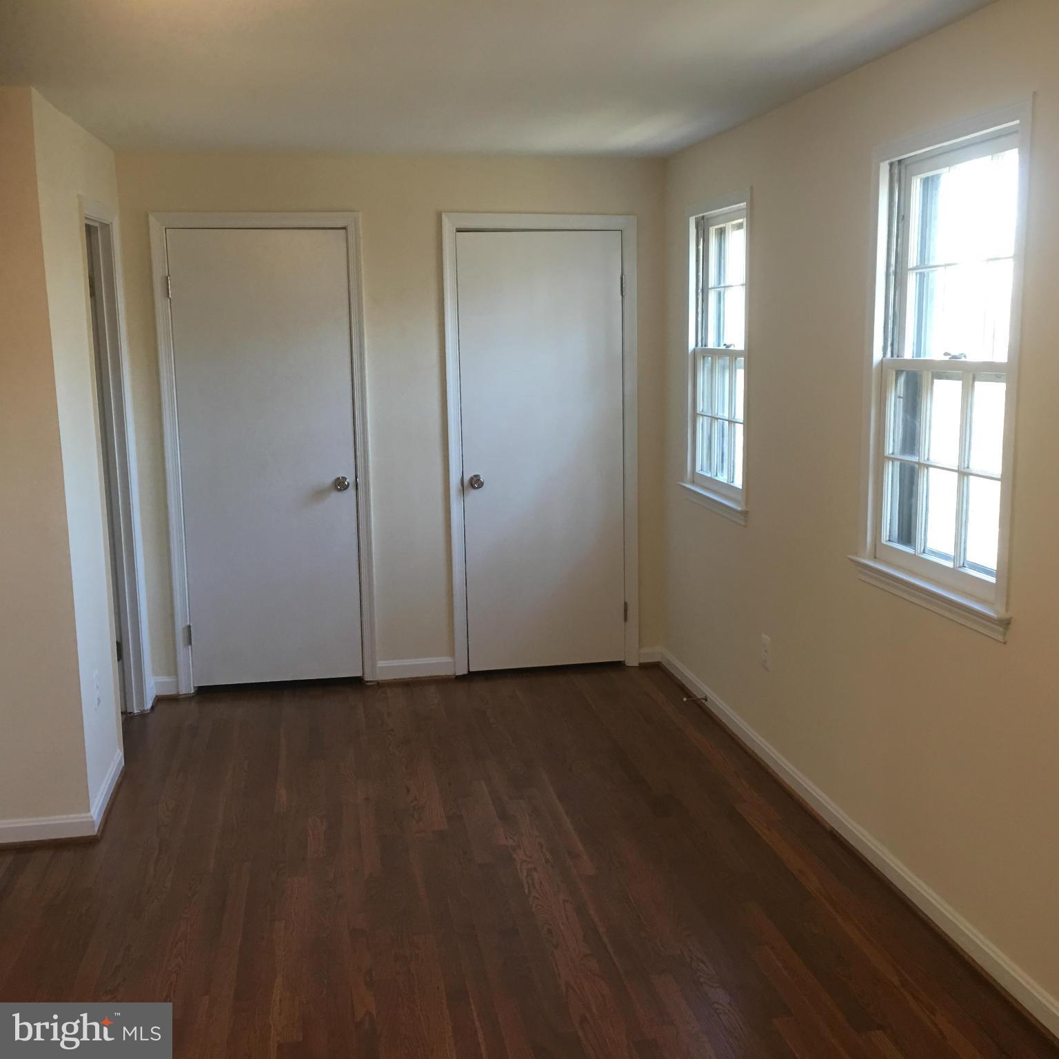 GREENWICH HILL - Residential