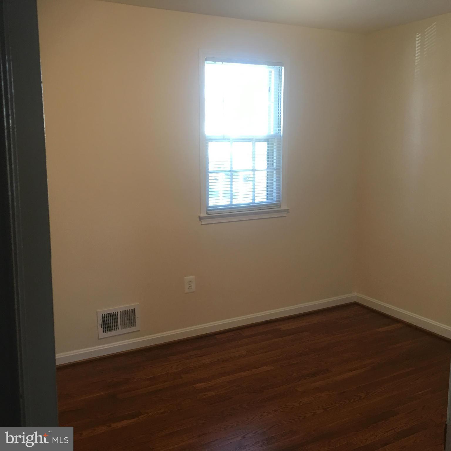 GREENWICH HILL - Residential