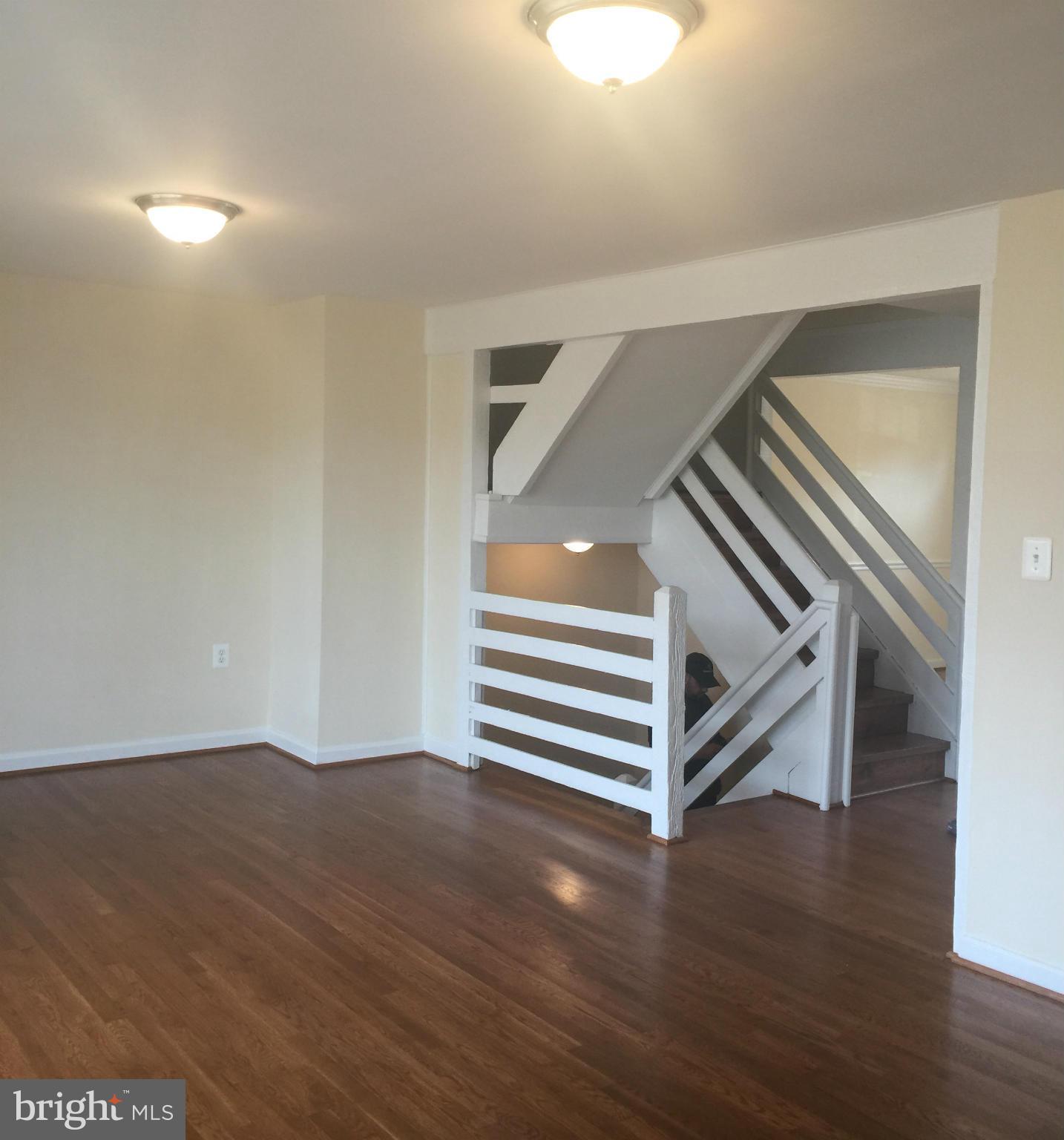 GREENWICH HILL - Residential